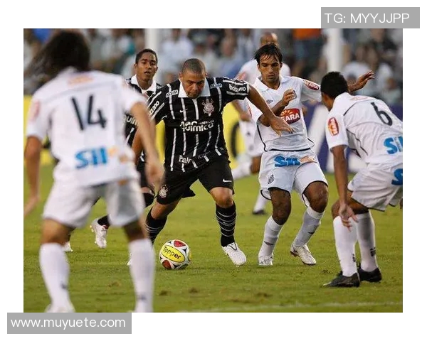 圣保罗与沸鲁米激战正酣谁将赢得这场精彩对决的胜利