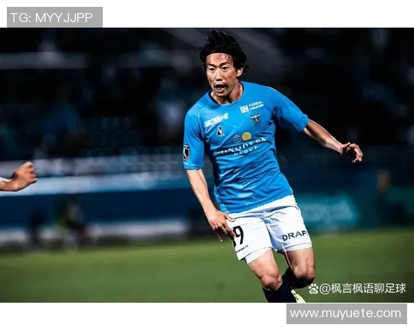 湘南海洋迎战神户船激烈对决展现足球魅力与团队精神