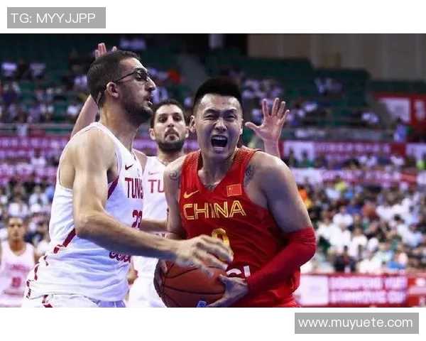 男篮红队对阵乌克兰精彩直播全程回顾与赛后分析