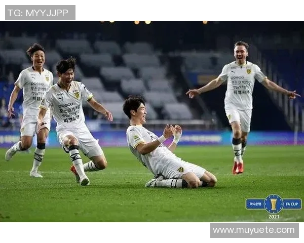 蔚山现代与金南天龙激战正酣谁能在这场较量中笑到最后